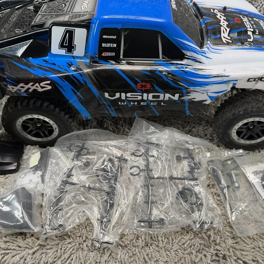 Traxxas Slash 2WD Short Course RC Truck Vision Wheel 2.4GHz RTR w/ Box Extras